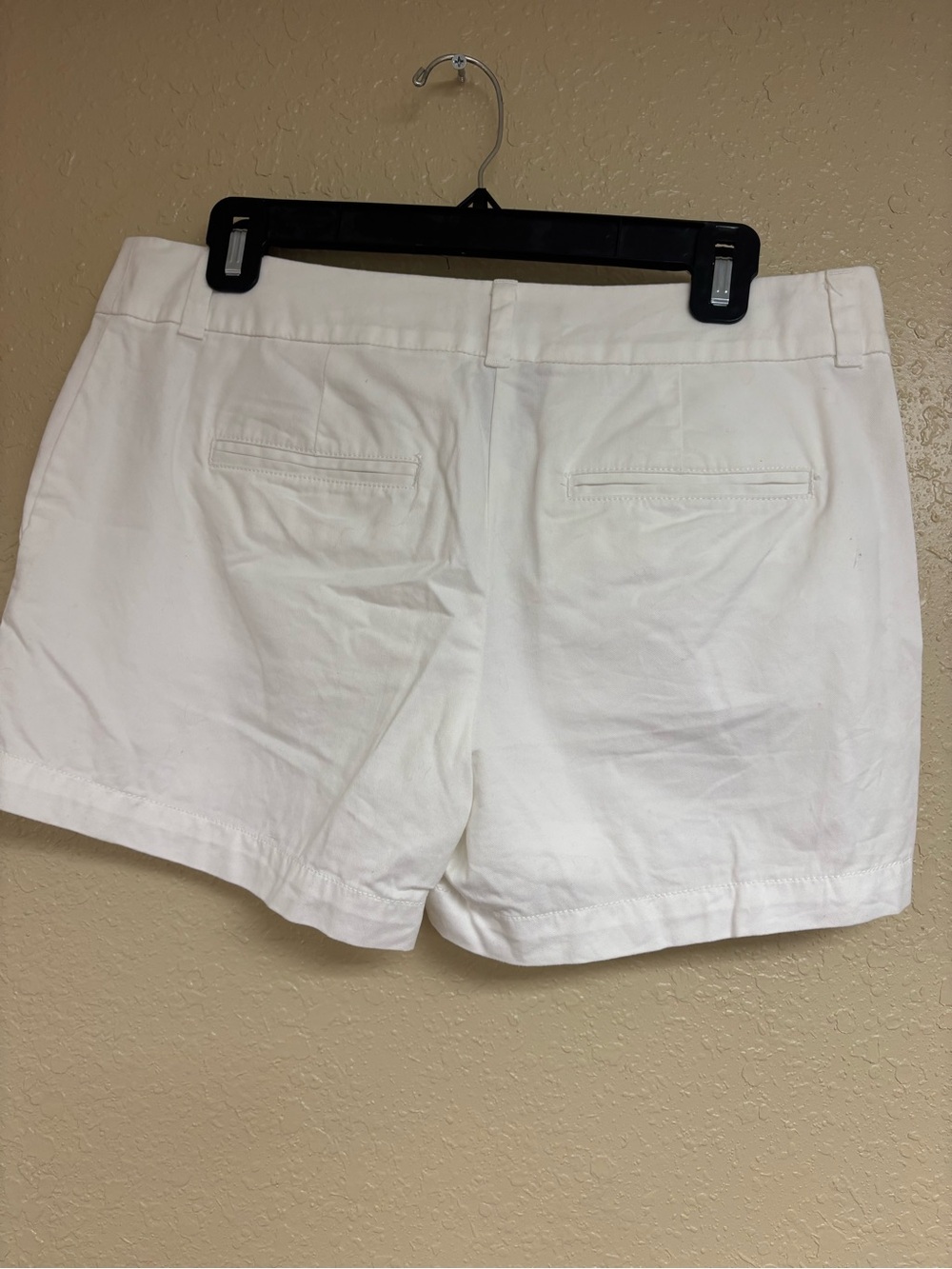 LOFT White High-Waist Classic Shorts